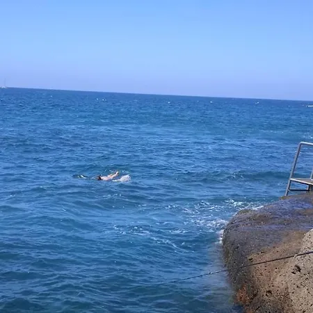 Spacious Just Few Steps Of The Ocean In La Caleta Адехе